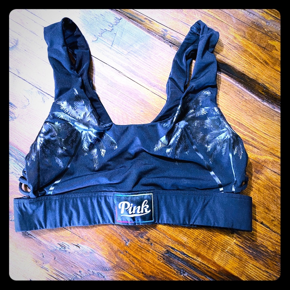 Victoria’s Secret PINK Ultimate Scoop Sports Bra